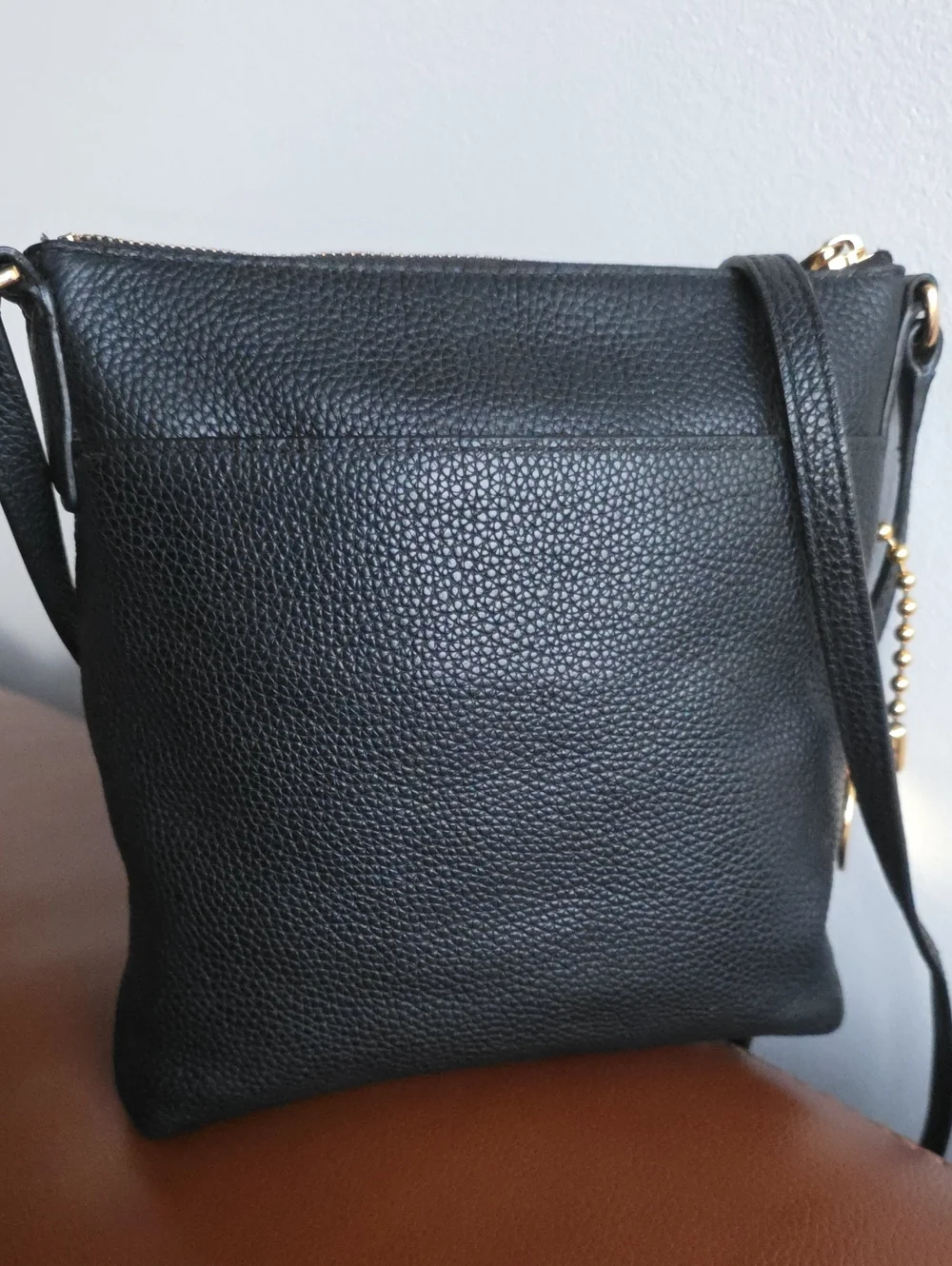 MARC JACOBS Tours Black Leather Crossbody Bag